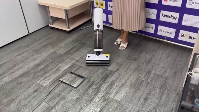 Распаковка и тест беспроводного моющего пылесоса для дома Deerma VX910W со станцией самоочистки смотреть онлайн