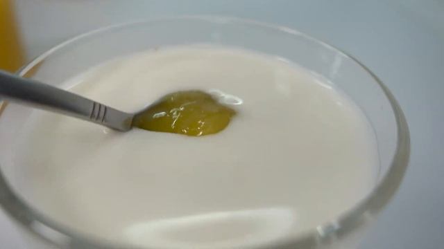 Как приготовить миндальное молоко дома. Самый простой рецепт (Almond milk) смотреть онлайн