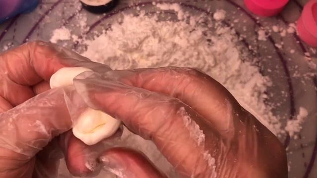 Голова куклы из крахмала и клея смотреть онлайн