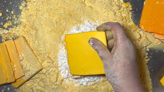 Yellow Thins with Cornstarch | Cornstarch Sandwiches | Oddly Satisfying | ASMR смотреть онлайн