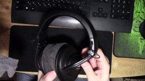 Наушники SHURE SRH440 честный звук даже после 6 лет.