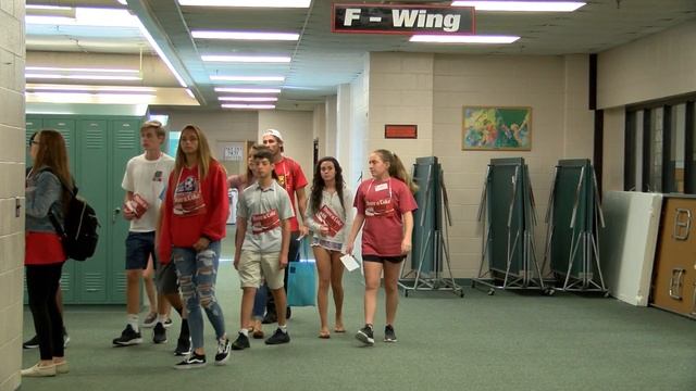 Link Crew Bagel BASH смотреть онлайн