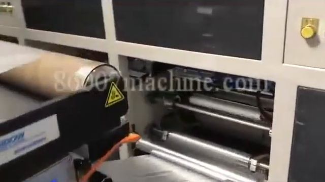Машина для производства фасовочных пакетов на шпуле в два потока смотреть онлайн
