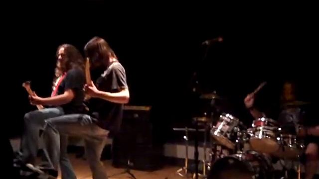 Horns - Land Of Devastation (Live 12-30-11) смотреть онлайн