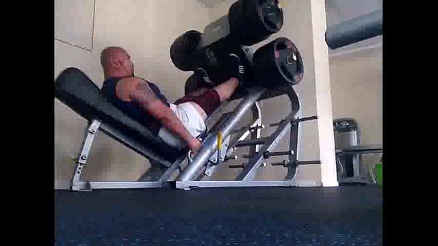 Надо пол тон силу дать кулакам #kabbalah смотреть онлайн