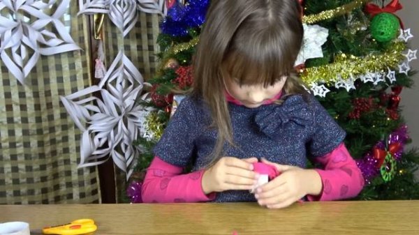 Новогодние украшения своими руками. Поделки из ниток. HANDMADE for Kids. 2 DIY Cristmas