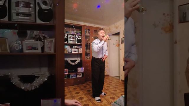 Песня " Мои года ,мое богатство", поет Владимир Мокин! смотреть онлайн