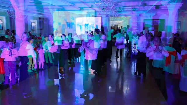 Свадьба в ресторане Esmeralda смотреть онлайн