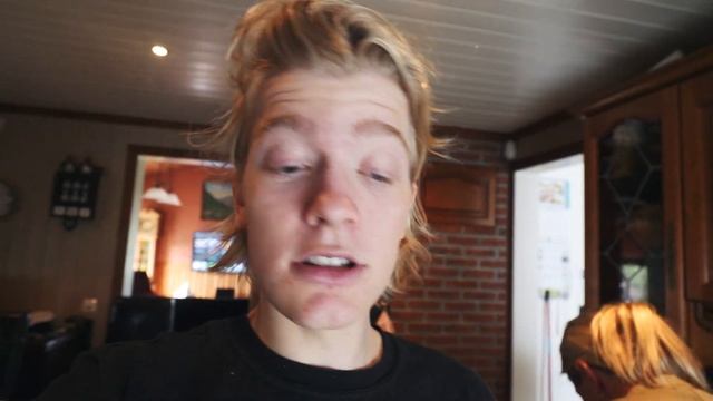From Cyclist In One Moment To Gardener In The Next | Injured Life Vlog смотреть онлайн