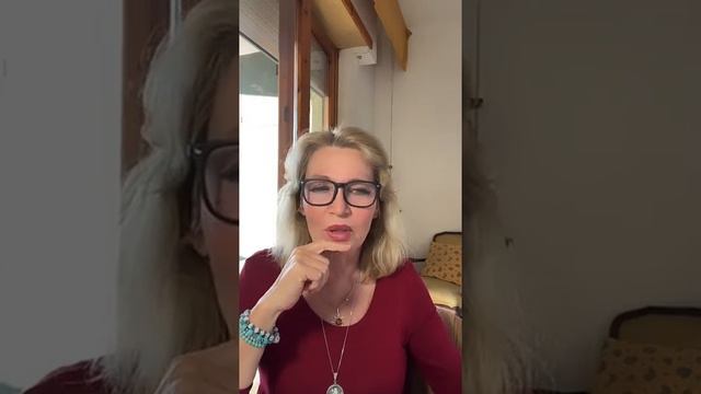 Плутон меняет знак 24 марта, кому обратить внимание в этом году смотреть онлайн