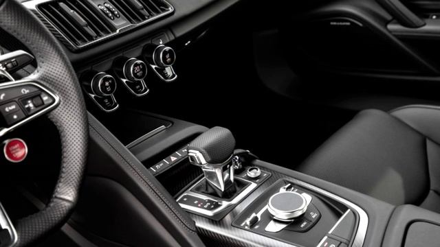 Audi R8 V10. High performance sport car. (walkaround review) audi r8 2021. смотреть онлайн