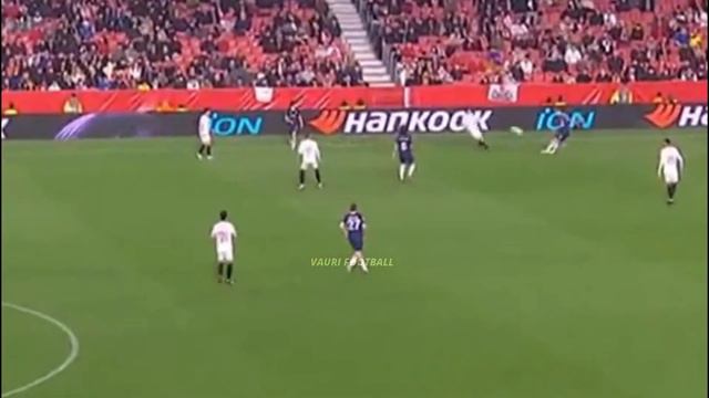 Ferdi Kadioglu vs Sevilla | ALL SKILLS & TOUCHES | ARSENAL TARGET🔴 смотреть онлайн