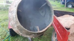 Бетономешалка на мини тракторе.