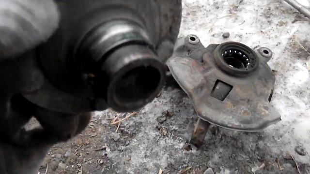 замена ступичного подшипника и правого рычага на мазде 626 смотреть онлайн