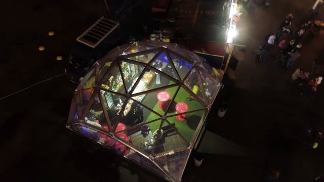 Тентовая конструкция LUXTENT EcoChalet на рождественской ярмарке возле Дворца спорта