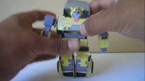 transformers-papercraft: bumblebee