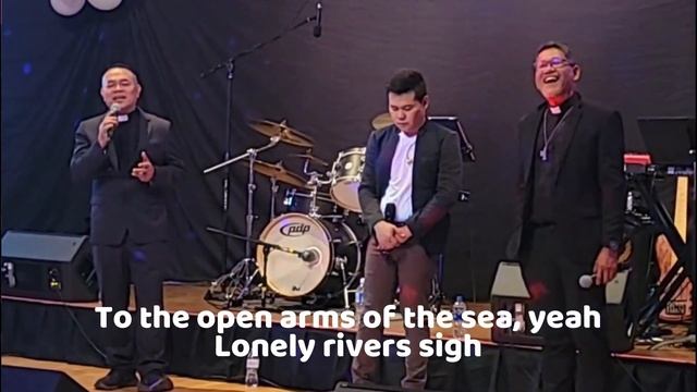 Marcelito Pomoy | Bishop Ver Cagatan Caermare, and Fr. Artemio Deo. смотреть онлайн