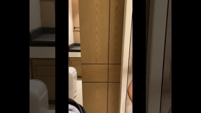 Dubai Mall. Дубай. Комната мамы и ребёнка