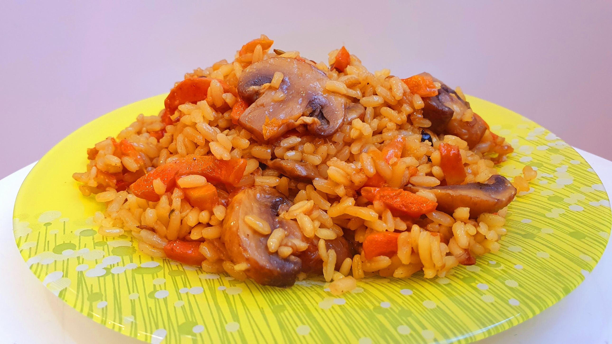 Шуршу По Дому