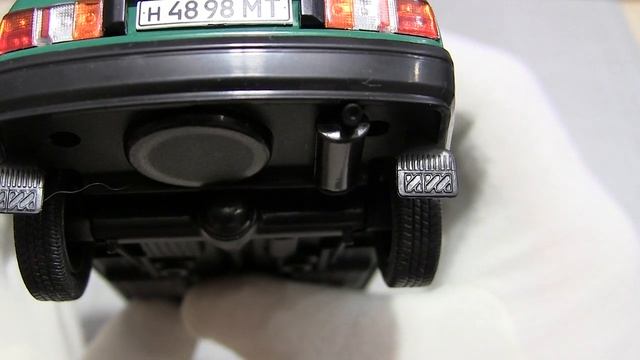 ИЖ-2126 1:24 ЛЕГЕНДАРНЫЕ СОВЕТСКИЕ АВТОМОБИЛИ №60 Hachette/Car model IZH-2126 смотреть онлайн