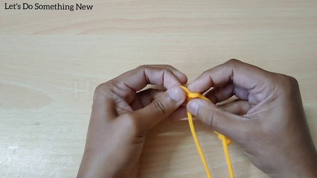 DIY Single Strand Macrame Bracelet For Beginners | The SIMPLEST Single Strand Friendship Bracelet смотреть онлайн