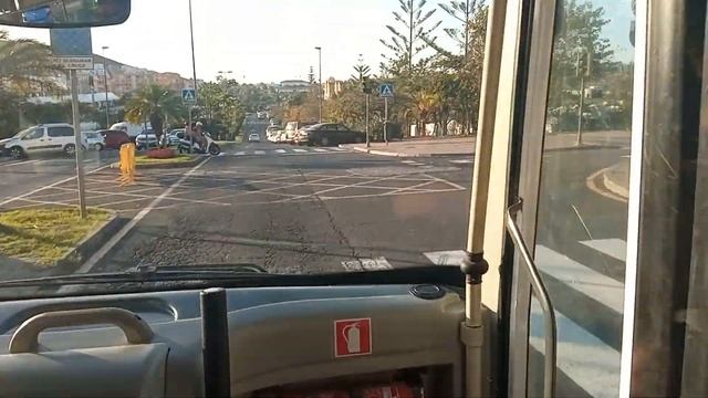 Движемся на автобусе в Лас Америкос из аэропорта София южный международный аэропорт Тенерифе смотреть онлайн