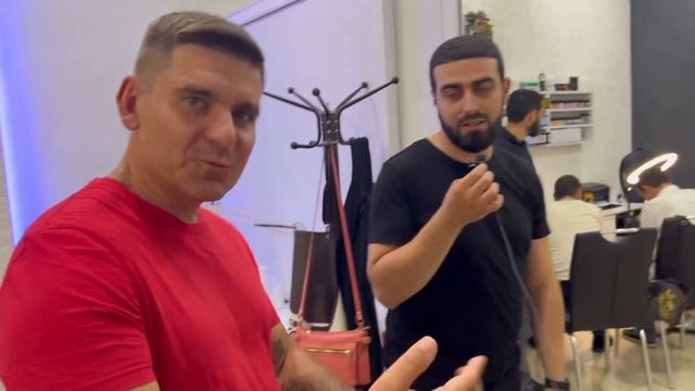 VLOG АРМЕНИЯ: где стригутся актёры певцы и звёзды страны смотреть онлайн