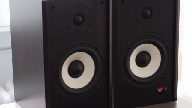Bassotronics on Microlab Solo 2C смотреть онлайн