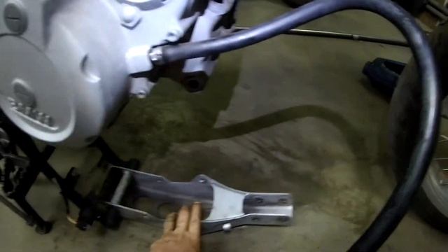 Излучатель Мотобокса, про снятие двигателя на BMW F650 GS смотреть онлайн