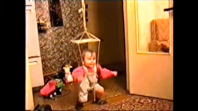 Копия видео "ТАНЦЫ на день рождения 1998 г." смотреть онлайн