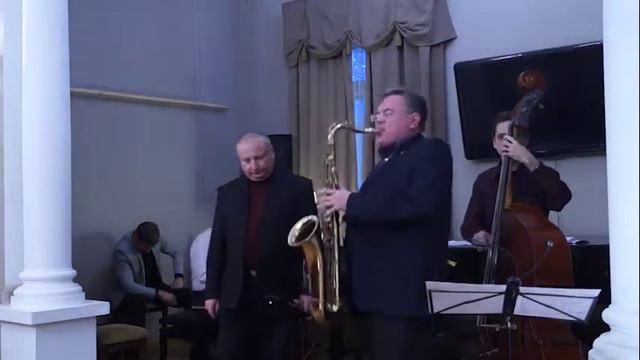 LADY BE GOOD смотреть онлайн