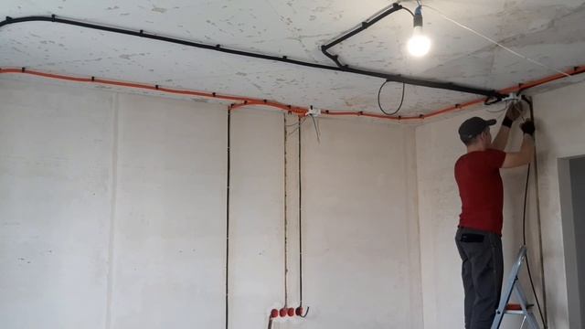 ЭЛЕКТРИКА в квартире СВОИМИ РУКАМИ. Весь процесс. Без пыли и грязи. Часть 2 смотреть онлайн