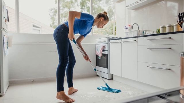 ОШИБКИ В УБОРКЕ | 10 ошибок в уборке из за которых дома становится только грязнее смотреть онлайн