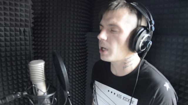 Вот так надо читать рэп. RusStudio смотреть онлайн