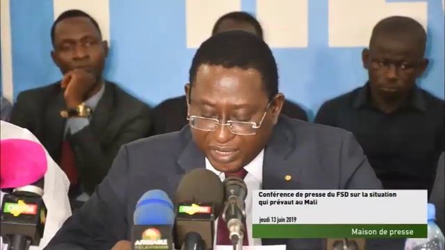 Conférence de presse du FSD sur la situation qui prévaut au Mali 03 смотреть онлайн