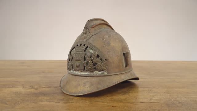 Реставрация каски пожарного 1895 года