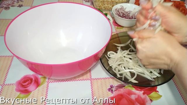 Новый Рецепт Вкусного Салата! ЭТО ПРОСТО БОМБА! Вкусный Витаминный Салат Понравится ВСЕМ! смотреть онлайн