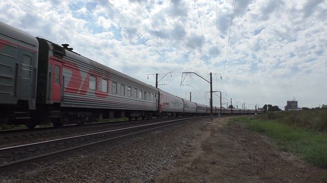 ЭП1М-507 с поездом №79 Адлер - Архангельск смотреть онлайн