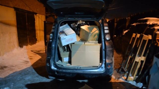 СДАЛ КАРТОН и ЗАРАБОТАЛ ДЕНЕГ. Деньги в Мусорке. Dumpster Diving in SIBERIA смотреть онлайн