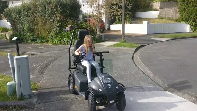 Mini Crosser M-Joy All Terrain version смотреть онлайн
