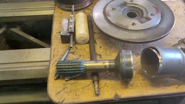 Привод для калесного эксковатора ВОЛЬВО.Или импортозмещение запчастей в России. смотреть онлайн