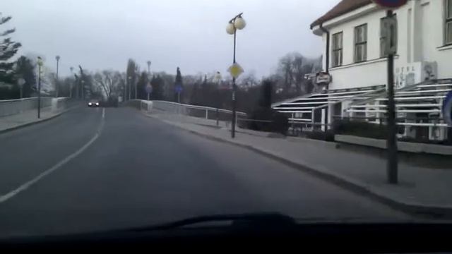 Testování aplikace Daily roads pro Android 720p jízda po Poděbradech смотреть онлайн