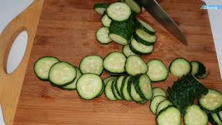 Малосольные огурцы в пакете Cucumber Salad Fast Recipe смотреть онлайн