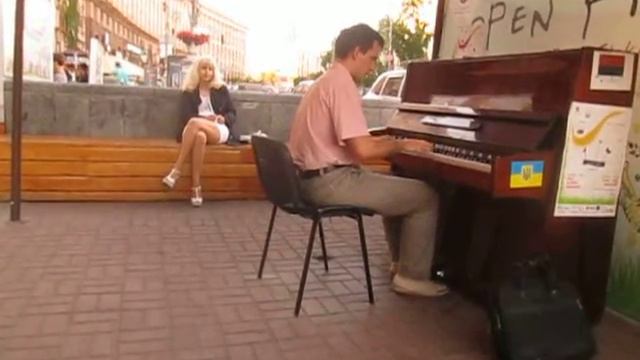 Киев. Лето. Уличные музыканты 3 смотреть онлайн