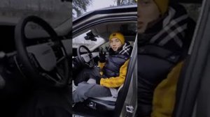 Зеркало заднего вида-экран? Фишки Range Rover Evoque?