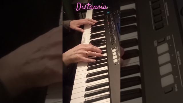 Distancia - Yamaha psr EW-425. смотреть онлайн