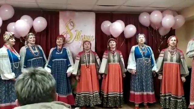 СОСЕДУШКИ хороши весной в саду цветочки смотреть онлайн