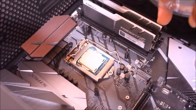 My First 8th gen Coffee lake i7-8700K ~Time Lapse PC Build~ смотреть онлайн