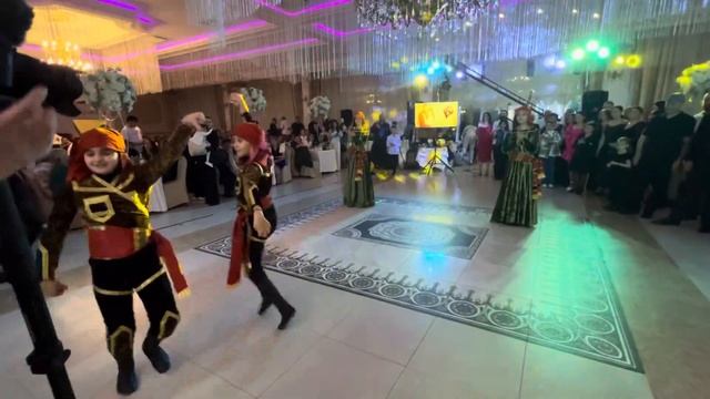 Аджарский танец в исполнении «Дети Кавказа» смотреть онлайн