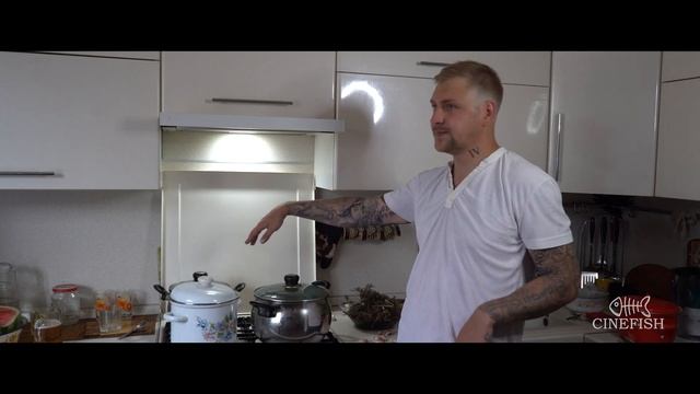 Самые ВКУСНЫЕ ПРЕСНОВОДНЫЕ / Подводная охота / Как правильно варить РАКОВ смотреть онлайн